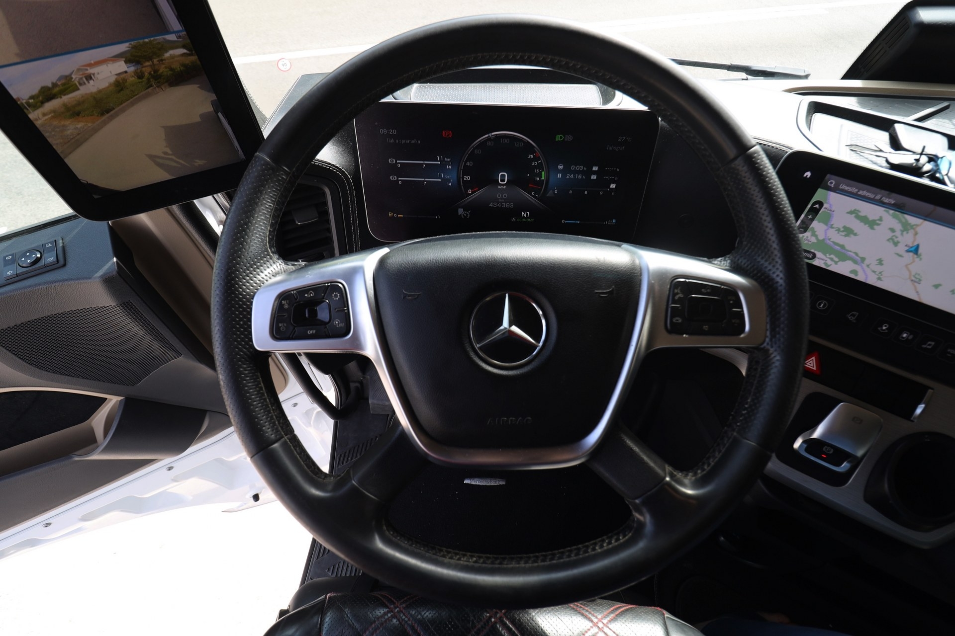 LKW Mercedes-Benz Actros Mp5 1853 BigSpace EDITION 1 ONE of 400 LIMITED EDITION RETARDER LUFTFEDERUNG MIRROR CAM VIRTUAL COCKPIT STANDKLIMA DISTRONIC PLUS Bi-Xenon+LED Navigacija 530 KS MAX-VOLL New Model 2021