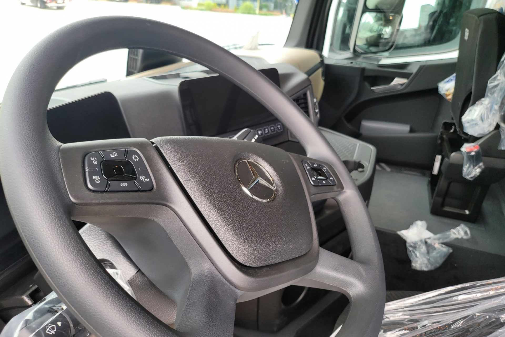 LKW Mercedes-Benz Actros Mp5 1845 BigSpace Virtual COCKPIT Navigacija Njemačko tržište NOVO Model 2024