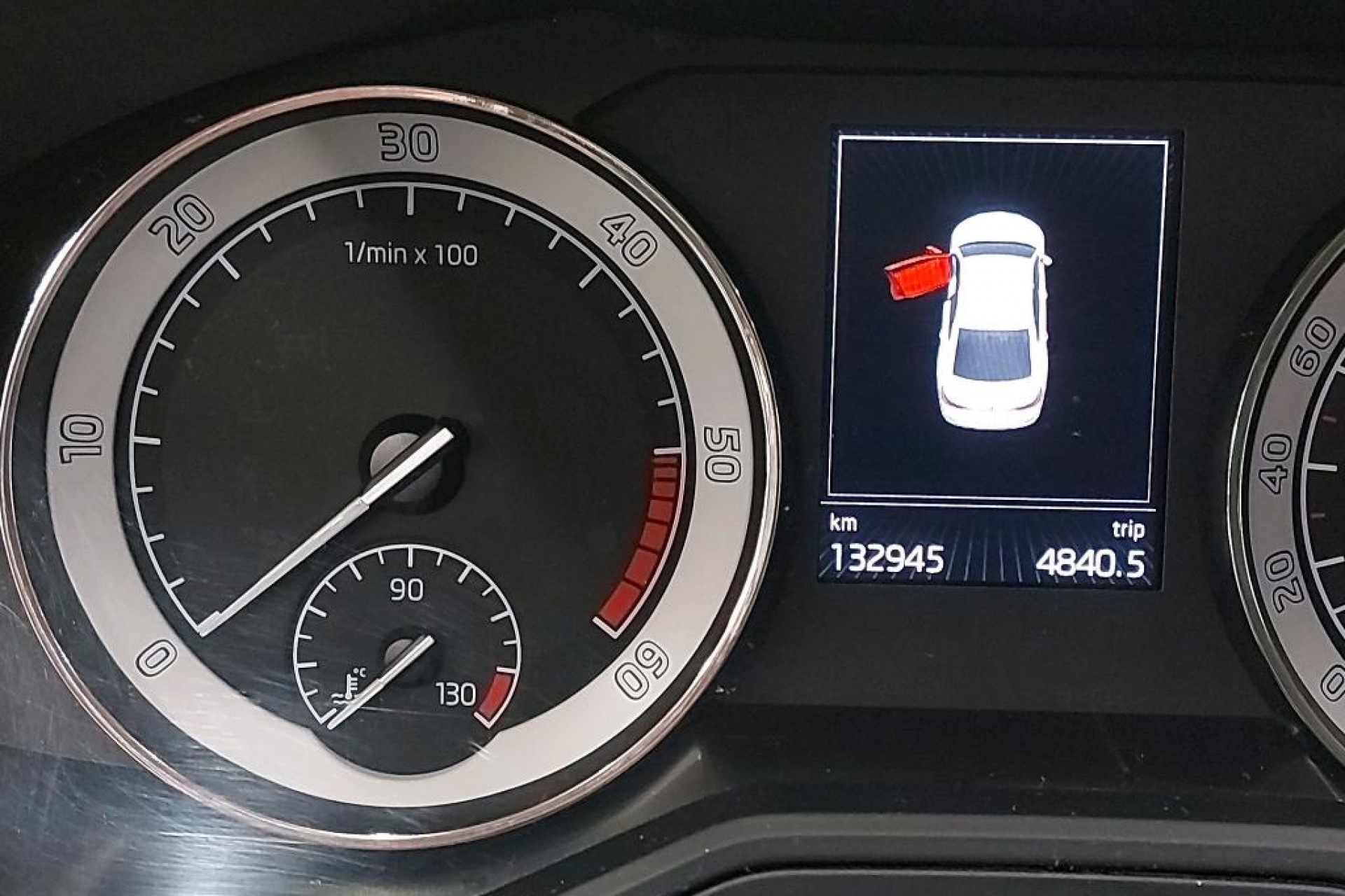 Škoda Superb 2.0 TDI 150 KS DSG-Tiptronik Laurin&Klement Bi-Xenon+LED Navigacija Kamera ParkAssist ACC-System Max-Voll New Modell 2018