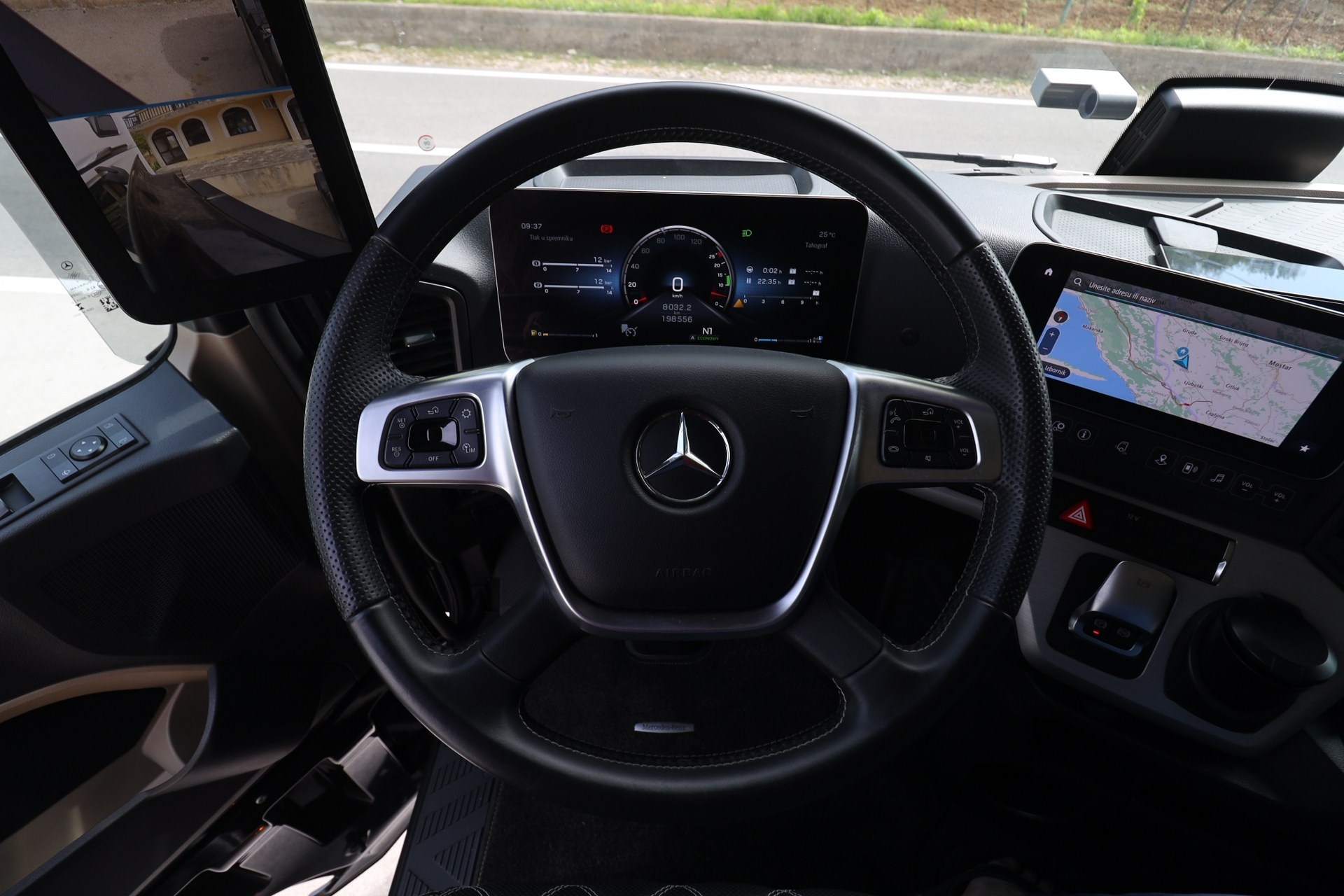 LKW Mercedes-Benz Actros Mp5 1853 GigaSpace StyleLine RETARDER MIRROR CAM VIRTUAL COCKPIT DISTRONIC PLUS Bi-Xenon+LED Navigacija 530 KS MAX-VOLL New Model 2023