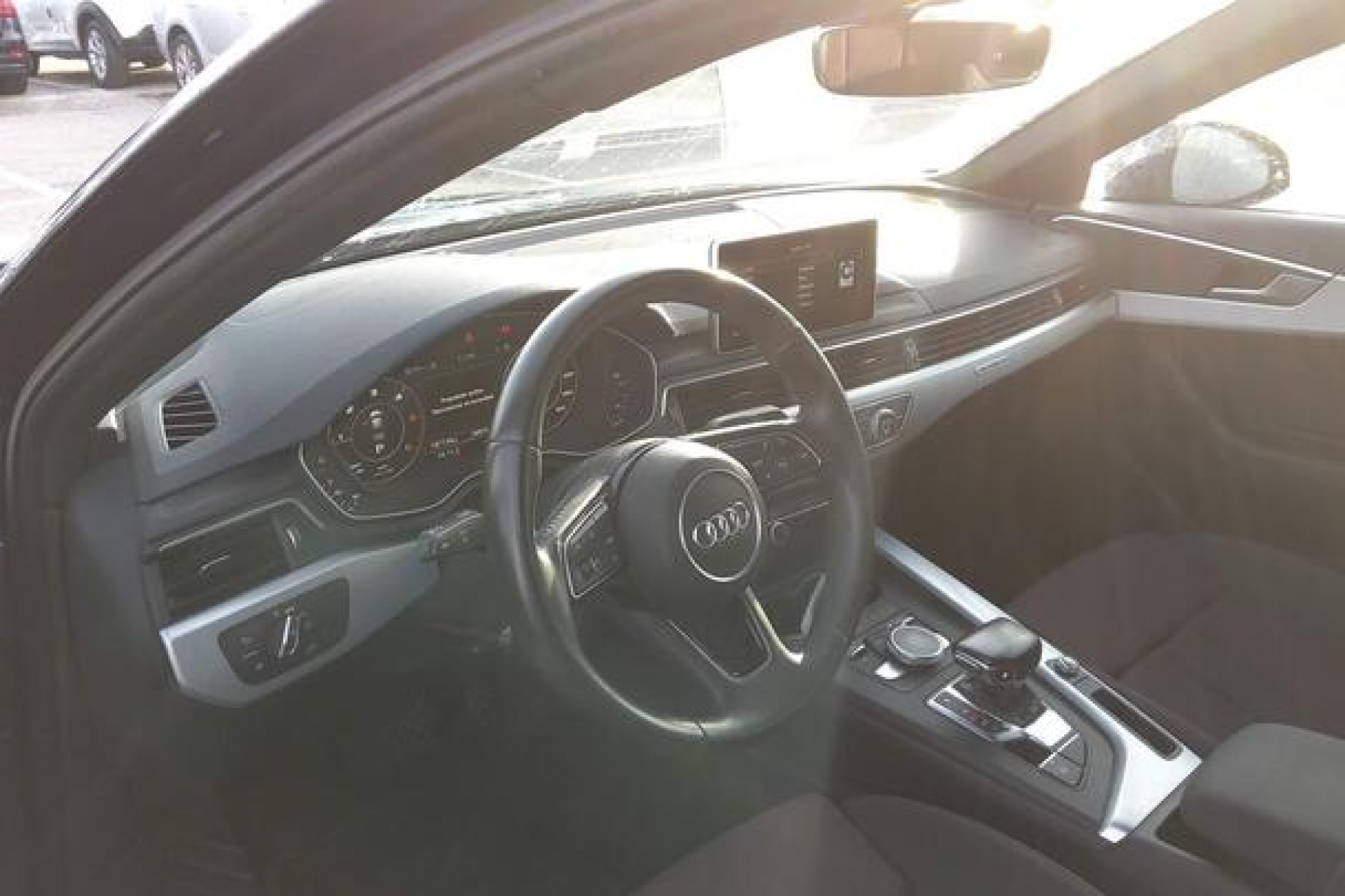 Audi A4 2.0 TDI Quattro S-Tronic S-Line Sport Selection Exclusive MATRIX LED VIRTUAL COCKPIT 140 kW-190 KS -New Modell 2019-MAX-VOLL