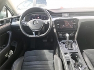 Volkswagen Passat 2.0 CR TDI DSG-Tiptronik HIGHLINE CARAT 150 KS -LED- VIRTUAL COCKPIT Navigacija Park Assist Kamera MAX-VOLL New Modell 2019