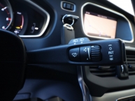 Volvo V40 2.0 D2 INSCRIPTION EXCLUSIVE VIRTUAL COCKPIT FULL-LED Parktronic Navigacija 88kW-120KS -New Modell 2018- MAX-VOLL