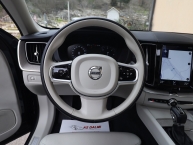 Volvo XC60 2.0 D4 AWD 190 KS Geartronic Inscription FULL-LED VIRTUAL COCKPIT PANORAMA Navigacija  Kamera 2xParktronic MAX-VOLL New Modell 2019