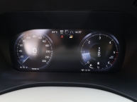 Volvo XC60 2.0 B5 AWD 235KS Geartronic MOMENTUM SPORT FULL-LED VIRTUAL COCKPIT Navi Kamera 360° 2xParktronic Modell 2020