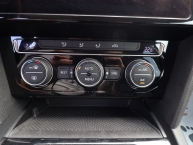 Volkswagen Passat 1.6 TDI DSG7 Business Line -LED- Navigacija Park Assist Kamera MAX-VOLL FACELIFT