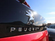Peugeot 3008 1.6 BlueHDI 120 KS Tiptronik ALLURE SPORT Exclusive Navigacija 2xParktronic Kamera MAX-VOLL VIRTUAL COCKPIT New Modell 2018