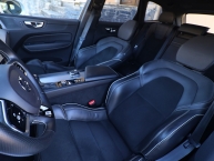 Volvo XC60 2.0 D4 AWD 190KS Geartronic 3xR-Design FULL-LED VIRTUAL COCKPIT 2xParktronic Navigacija -New Modell 2019- MAX-VOLL