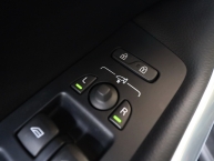 Volvo V40 2.0 D2 MOMENTUM FULL-LED VIRTUAL COCKPIT Navigacija 2xParktronic 120KS MAX-VOLL -New Modell 2018-