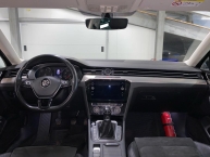 Volkswagen Passat 1.6 CR TDI HIGHLINE CARAT PANORAMA FULL-LED Navigacija Kamera ParkAssist Modell 2019