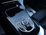 Mercedes-Benz C 220d 4Matic 9G-Tronic 194 KS AVANTGARDE FULL-LED VIRTUAL COCKPIT DISTRONIC PLUS ParkAssist Kamera Max-Voll FACELIFT