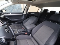Volkswagen Passat 1.6 CR TDI DSG7-Tiptronik Comfortline Sport PANORAMA Navigacija Kamera Park Assist New Modell 2020 MAX-VOLL