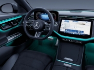 Mercedes-Benz E 220d 9G-Tronic AMG LINE DIGITAL LIGHT VIRTUAL COCKPIT Kamera New Modell 2024