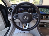 Mercedes-Benz E 220 D BlueTEC 9G-Tronic AMG Line Sportpaket EXCLUSIVE MULTIBEAM LED PANORAMA VIRTUAL COCKPIT DISTRONIC PLUS AIRMATIC Park Assist Kamera 360 Max-Voll -New Modell 2019-