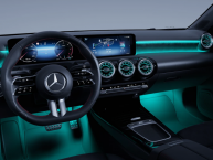 Mercedes-Benz A 200d Limuzina 8G-Tronic AMG LINE FULL-LED VIRTUAL COCKPIT Kamera FACELIFT