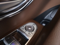 Mercedes-Benz E 220d 9G-Tronic AMG LINE MULTIBEAM LED VIRTUAL COCKPIT DISTRONIC Kamera 360° Park Assist 194 KS MAX-VOLL New Modell 2020