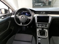 Volkswagen Passat 2.0 CR TDI Comfortline 150KS FULL-LED VIRTUAL COCKPIT Navigacija Kamera 2xParktronic Modell 2020