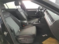 Volkswagen Passat 1.6 CR TDI DSG7 3xR-LINE Sport Navigacija Kamera 2xParktronic MAX-VOLL New Modell 2018