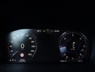 Volvo XC60 2.0 D4 AWD 190KS Geartronic 3xR-Design FULL-LED VIRTUAL COCKPIT 2xParktronic Navigacija -New Modell 2019- MAX-VOLL